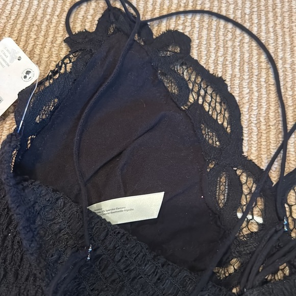 208. NWT Free People Adella Black and White Lace Bralette Set - Picture 4 of 8